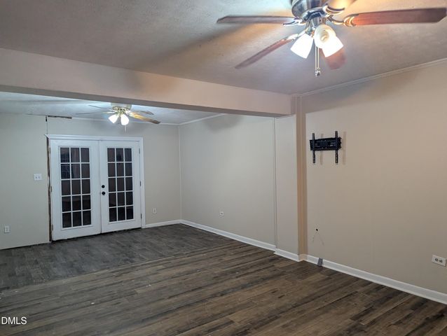 1020 Riverside Circle, Spring Lake, NC 28390