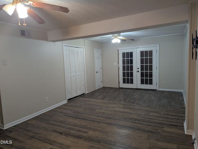 1020 Riverside Circle, Spring Lake, NC 28390