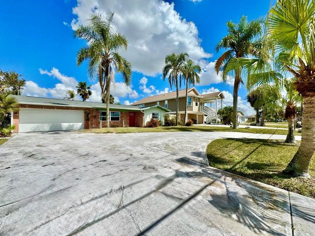4121 HEADSAIL DRIVE, New Port Richey, FL 34652