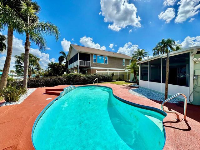 4121 HEADSAIL DRIVE, New Port Richey, FL 34652