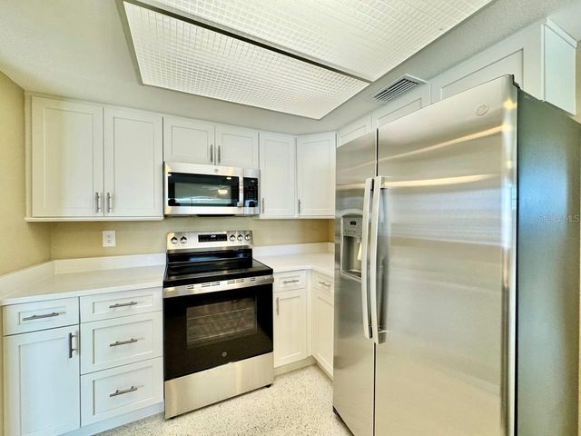 4121 HEADSAIL DRIVE, New Port Richey, FL 34652