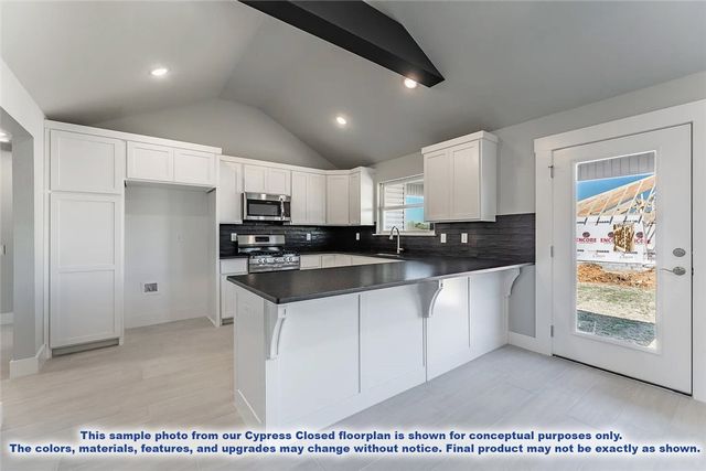 1017 Marquis Avenue, Lowell, AR 72745