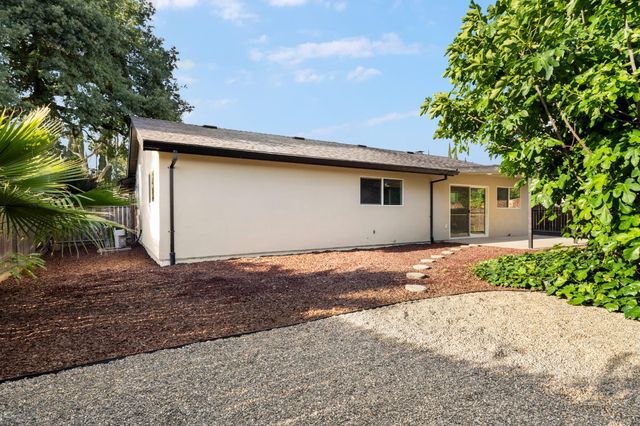 8144 Highwood Way, Orangevale, CA 95662
