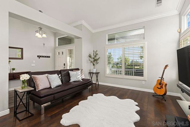 424 Hidden Trails Road, Escondido, CA 92027