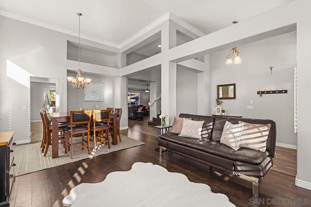 424 Hidden Trails Road, Escondido, CA 92027