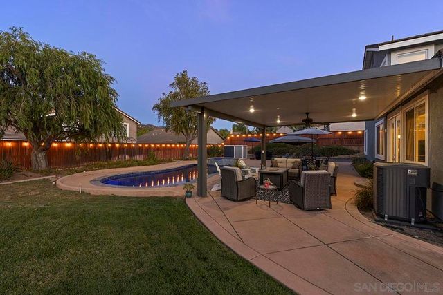 424 Hidden Trails Road, Escondido, CA 92027