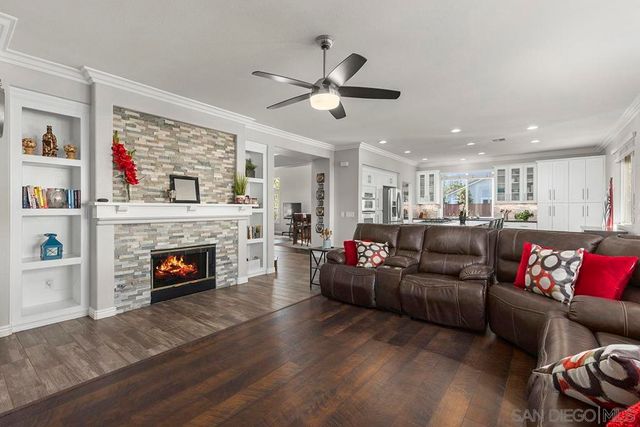 424 Hidden Trails Road, Escondido, CA 92027