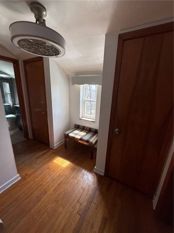 274 Pheasant Dr, Penn Hills, PA 15235