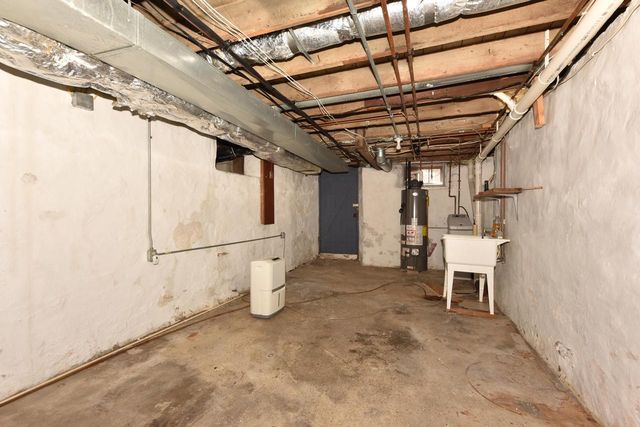 657 First STREET, Hartford, WI 53027