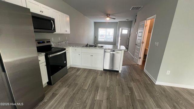 159 Buckhorn Avenue, Holly Ridge, NC 28445