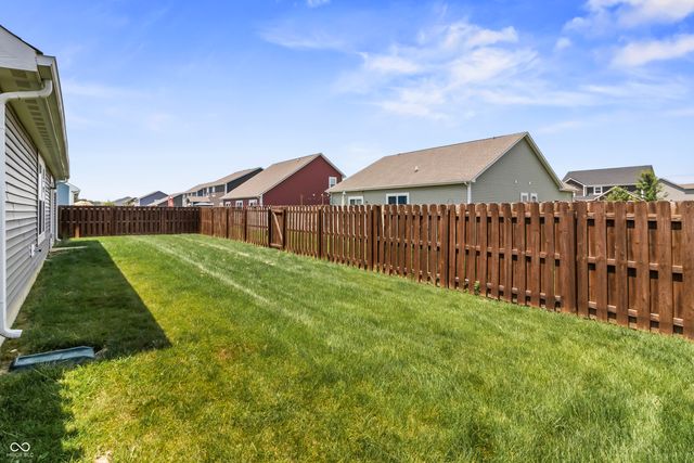 1345 W Jade Drive, Fortville, IN 46040