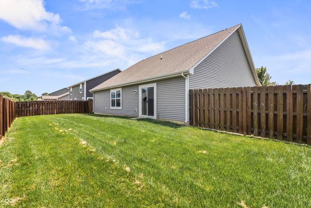 1345 W Jade Drive, Fortville, IN 46040
