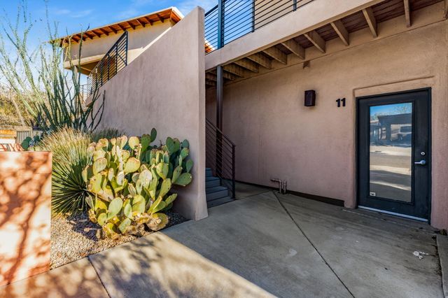 201 Aliso Drive SE 11, Albuquerque, NM 87108