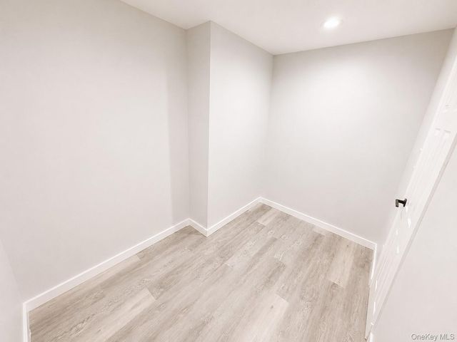 1030 Cedarhurst Street, Valley Stream, NY 11581
