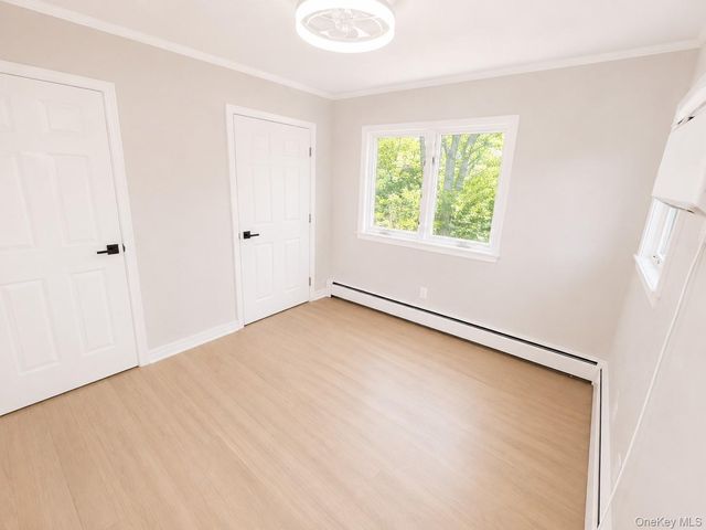 1030 Cedarhurst Street, Valley Stream, NY 11581