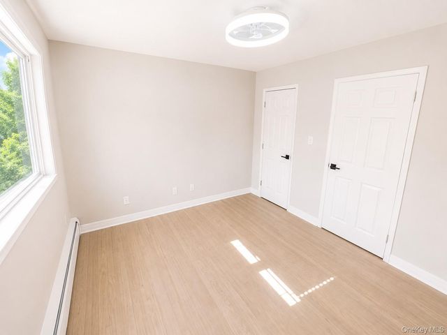 1030 Cedarhurst Street, Valley Stream, NY 11581