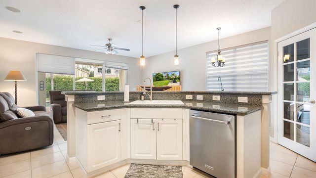 4411 Stone Ridge Way, Weston, FL 33331