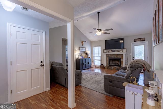 205 Wagon Wheel Trail, Senoia, GA 30276
