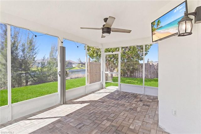 2006 NW 21st AVE, Cape Coral, FL 33993