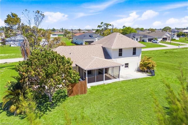 2006 NW 21st AVE, Cape Coral, FL 33993