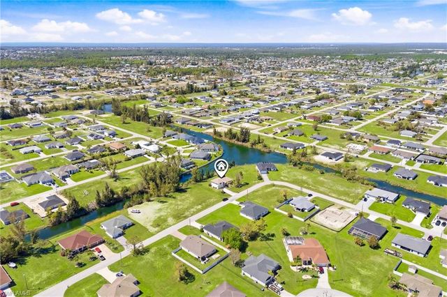 2006 NW 21st AVE, Cape Coral, FL 33993