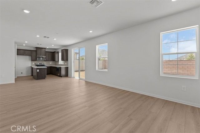 27071 Kodiak Court, Menifee, CA 92585