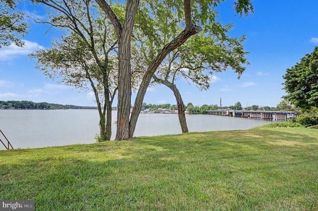 8 GRANADA RD, Pasadena, MD 21122