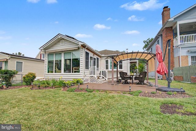 8 GRANADA RD, Pasadena, MD 21122