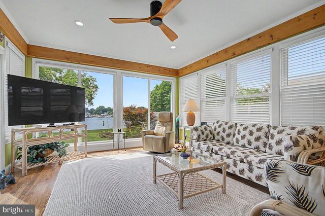 8 GRANADA RD, Pasadena, MD 21122