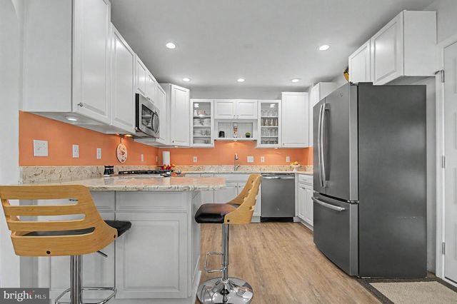 8 GRANADA RD, Pasadena, MD 21122