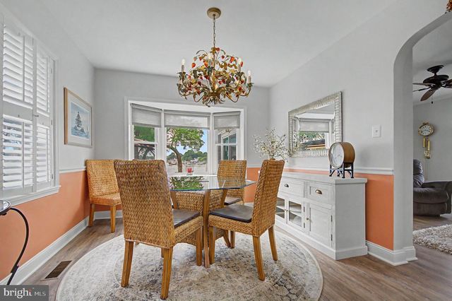 8 GRANADA RD, Pasadena, MD 21122