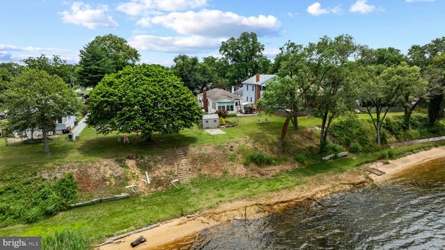 8 GRANADA RD, Pasadena, MD 21122