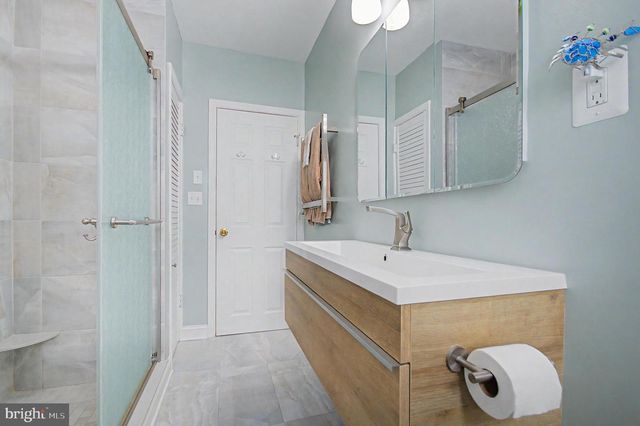 8 GRANADA RD, Pasadena, MD 21122