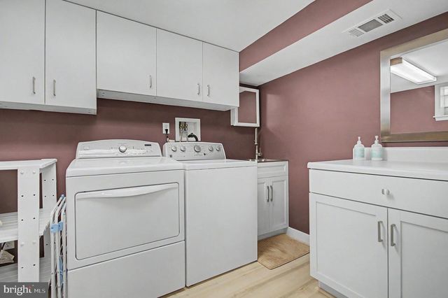 8 GRANADA RD, Pasadena, MD 21122