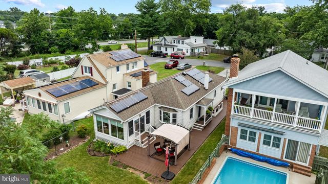 8 GRANADA RD, Pasadena, MD 21122