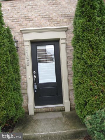 6158 CAREY PARK LN, Falls Church, VA 22041