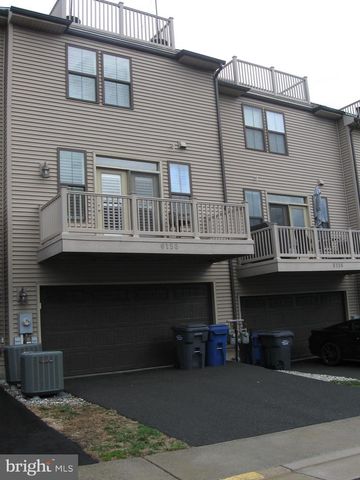 6158 CAREY PARK LN, Falls Church, VA 22041