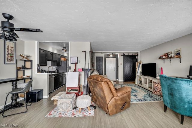 12900 Lake Avenue, Lakewood, OH 44107