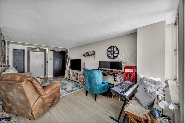 12900 Lake Avenue, Lakewood, OH 44107