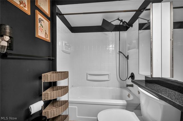 12900 Lake Avenue, Lakewood, OH 44107