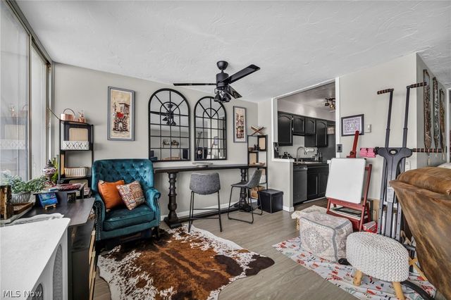 12900 Lake Avenue, Lakewood, OH 44107