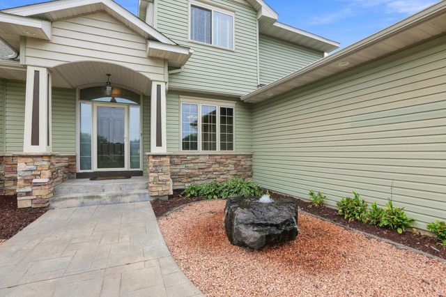8290 185th Avenue NW, Nowthen, MN 55303