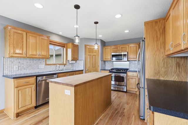 8290 185th Avenue NW, Nowthen, MN 55303