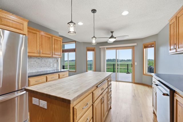 8290 185th Avenue NW, Nowthen, MN 55303