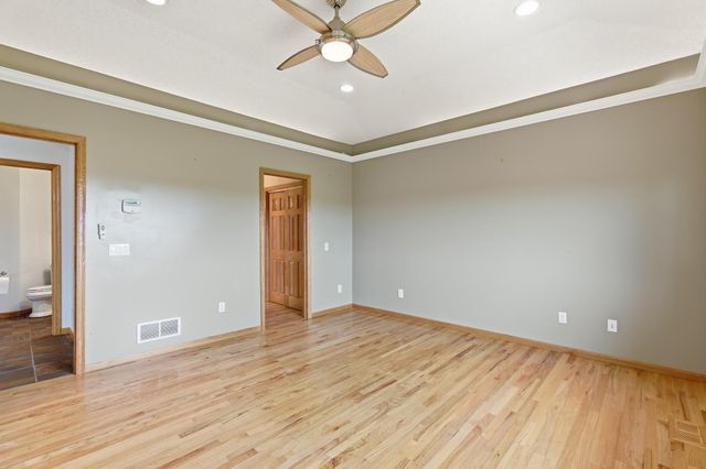 8290 185th Avenue NW, Nowthen, MN 55303