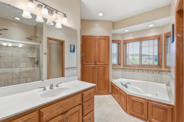 8290 185th Avenue NW, Nowthen, MN 55303