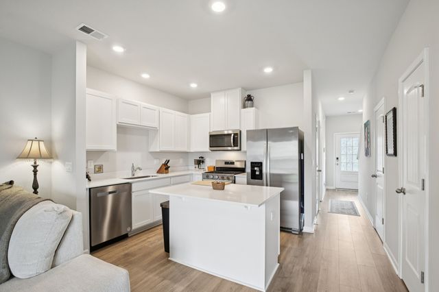 626 Longtail Ln, Lebanon, TN 37090