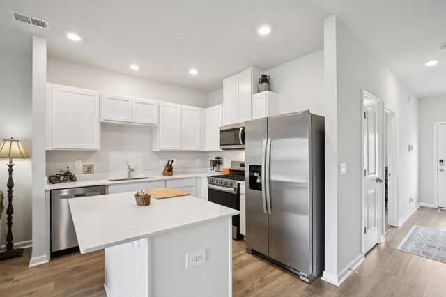 626 Longtail Ln, Lebanon, TN 37090