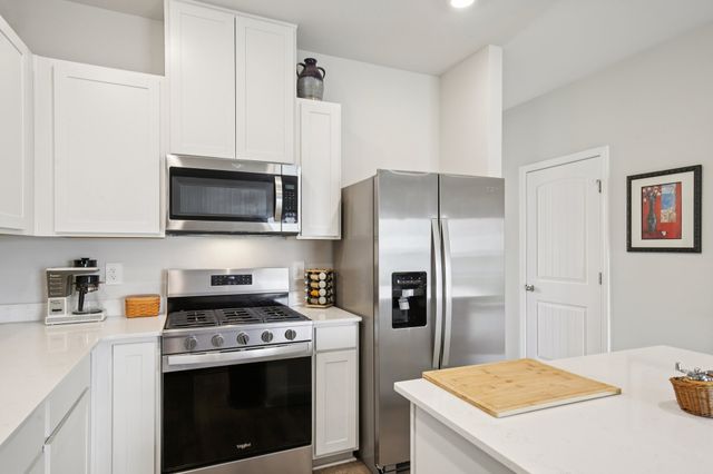 626 Longtail Ln, Lebanon, TN 37090