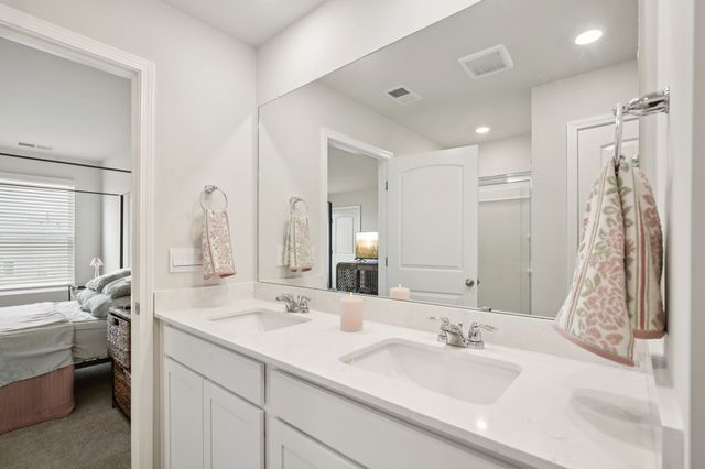 626 Longtail Ln, Lebanon, TN 37090